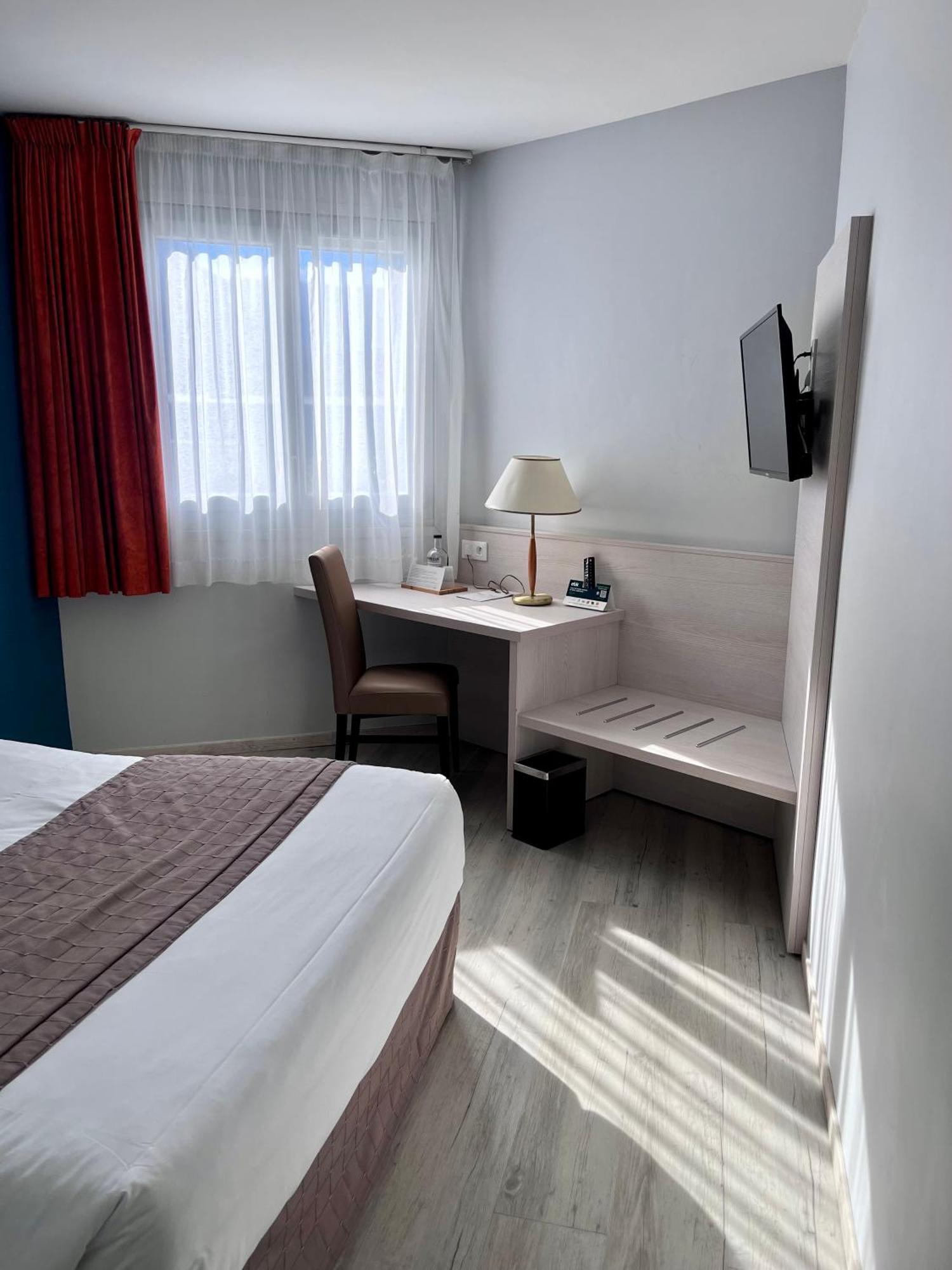 Hotel-Restaurant De L'Embarcadere Nantua Ngoại thất bức ảnh